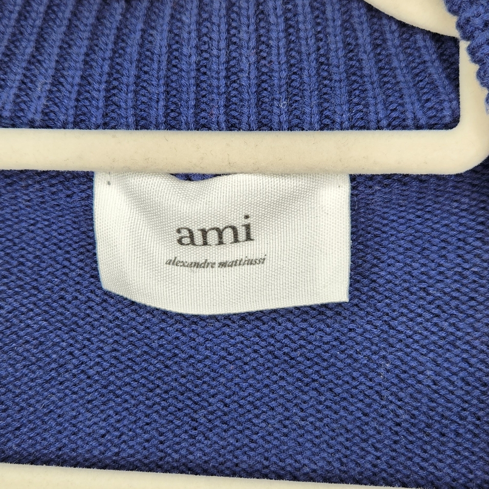 ❤️ AMI Paris Cardigan – Iconic Red Heart Logo – Navy Blue – Designer Staple ❤️ - Picture 3 of 10